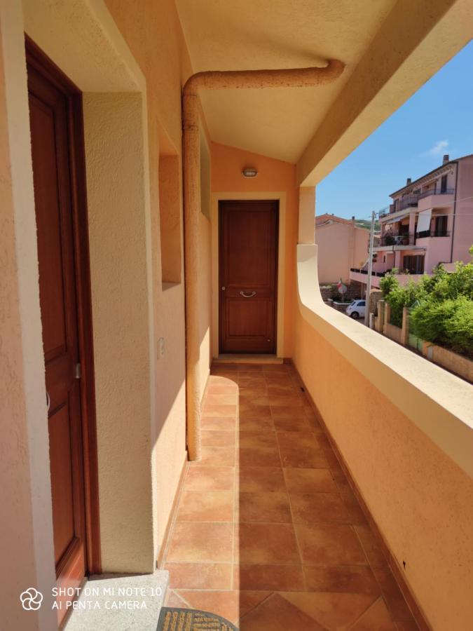 Appartamento Fronte Mare Palau Ngoại thất bức ảnh