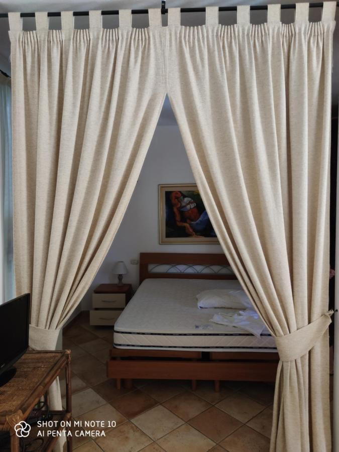 Appartamento Fronte Mare Palau Ngoại thất bức ảnh
